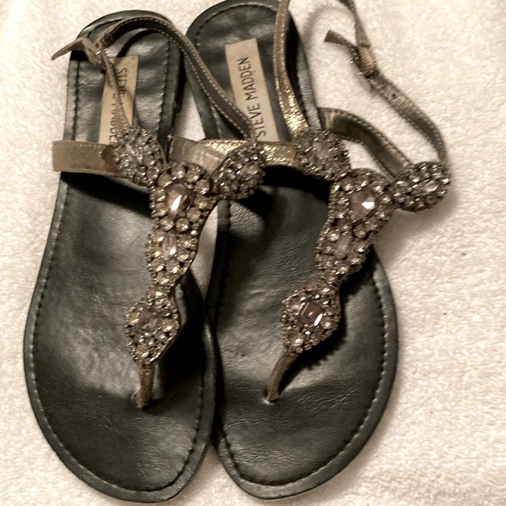 Steve Madden Black and Silver Ornate Sandals